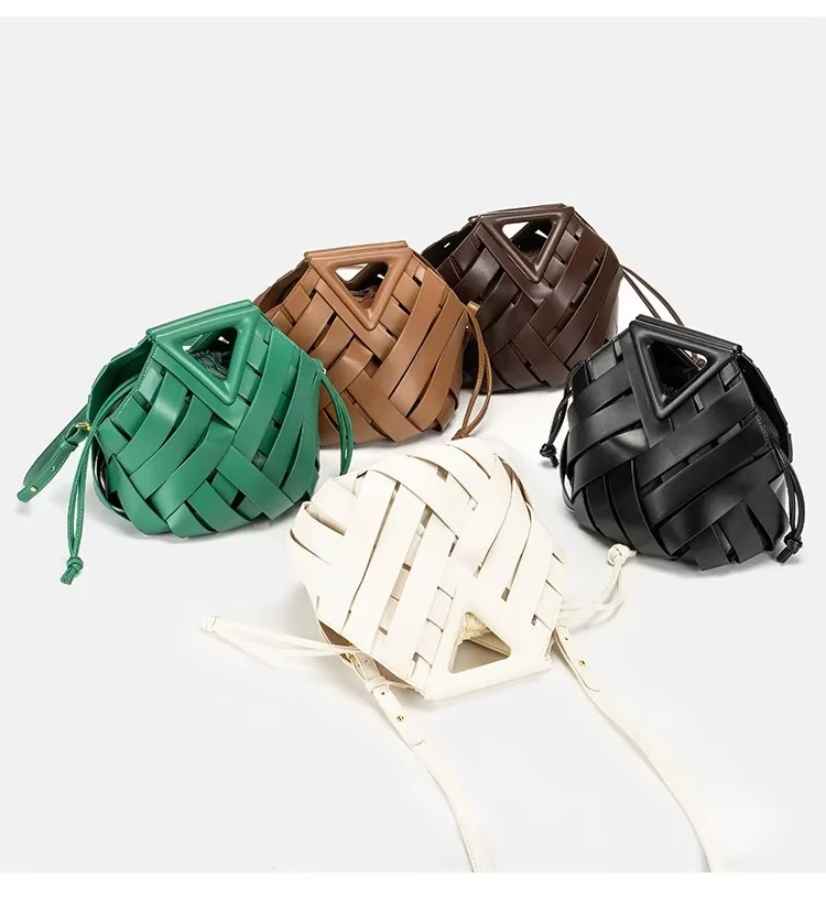 Trendy Vegan Leather Woven Tot - Women'S Accessories Handbags recension och pris