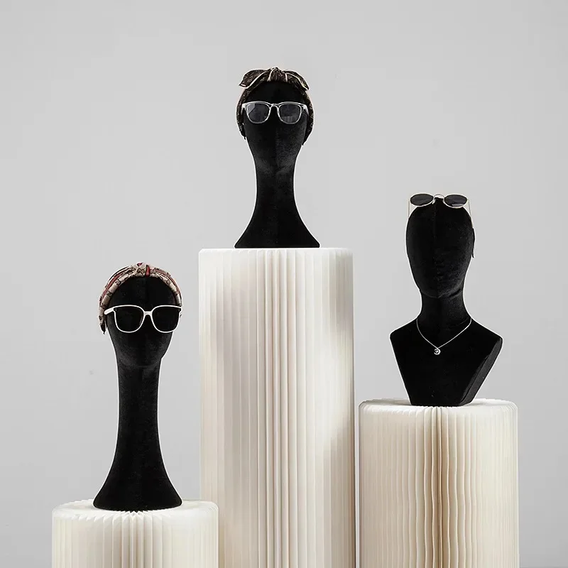 Mannequin Head With Shoulders  - Women Accessories Store recension och pris